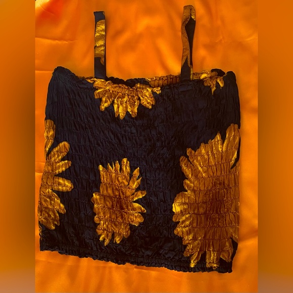 2 Tops—Size Small Boho Stretchy Floral Print & Royal Blue Stretchy Tank - Picture 4 of 10